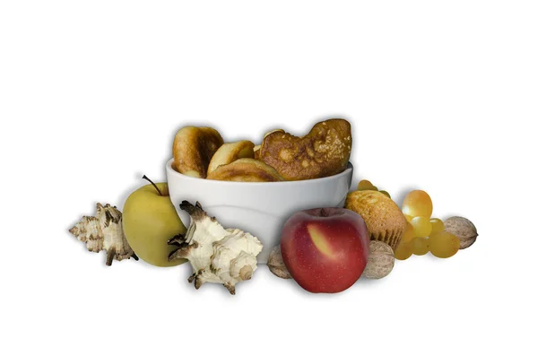 Baking apples and shells mollusks on white background — ストック写真
